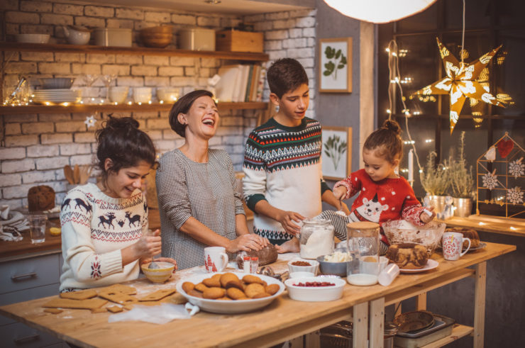 Feel Connected This Holiday Season With Your Family